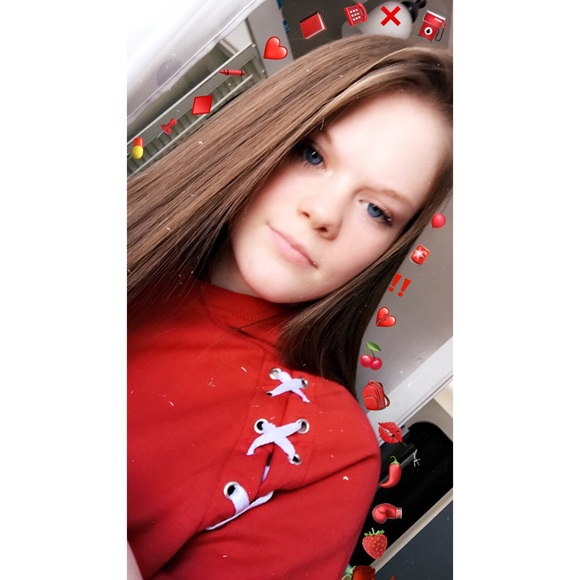 Meet your Posher, Halee - Picture 1 of 1